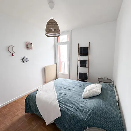 公寓 Vue Parc Montjuzet Avec Garage